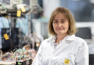 Michele Dougherty se convierte en la primera mujer Astrónoma Real de la historia