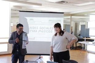 Capacitan a músicos en estrategias digitales durante la Semana de la Música