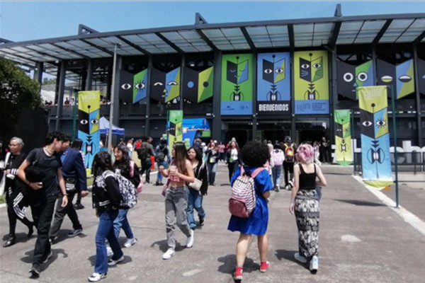 La UJI estará presente en la Fira del Llibre de les Universitàries i els Universitaris 2025