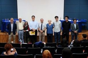 "UAM presenta 'Puertos de llegada', una obra que redefine el estudio literario según Lauro Zavala"
