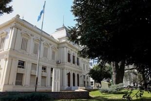 La UNLP se mantiene como la segunda mejor universidad de Argentina en 2026