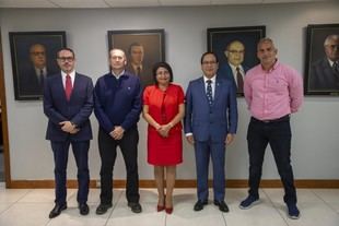 Delegación de la Universidad Internacional de Andalucía visita Perú