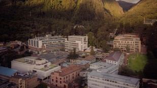 Cierre de vías en Bogotá afecta movilidad hacia el campus uniandino
