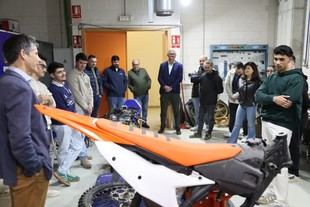 Reconocimiento a estudiantes y profesores del CIFP Politécnico por su labor en vehículos de competición