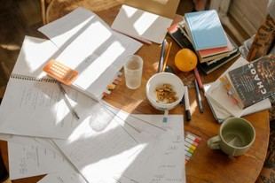 Consejos para enfrentar los exámenes de manera saludable