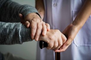 Residencial Palau concluye curso de atención sociosanitaria para personas dependientes