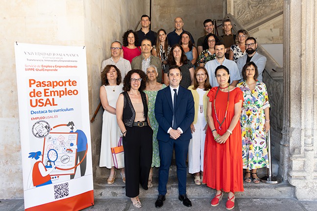 Reunión para revisar el Plan de Empleo y Emprendimiento en la Universidad de Salamanca