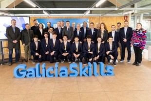 Román Rodríguez celebra el éxito de estudiantes gallegos en SpainSkills con siete medallas