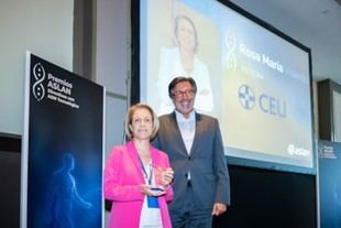 Rosa Visiedo recibe el premio 'Directivos con ADN Tecnológico' de la Asociación ASLAN