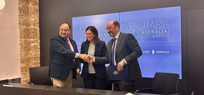 San Fernando firma la Cátedra UCA-Hidralia sobre Ecosistemas Costeros y Cambio Climático