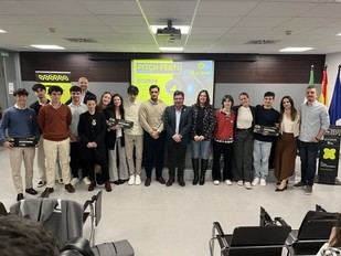 Santamaría premia a los mejores proyectos de la III Pre-incubadora y da la bienvenida a la IV edición