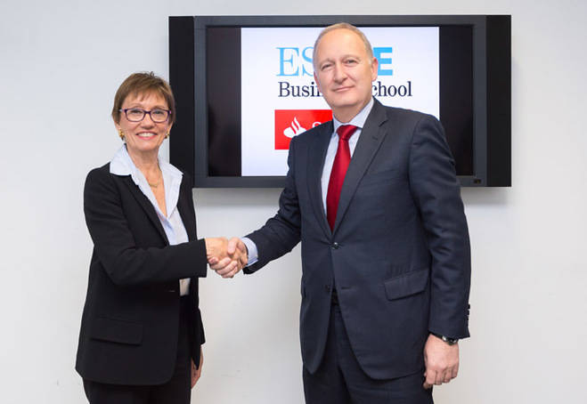 ESADE y Banco Santander renuevan su acuerdo para promover la iniciativa emprendedora