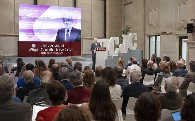 Muñoz Machado advierte sobre la vulnerabilidad de la libertad de expresión en la era digital