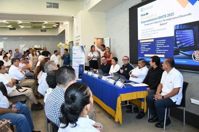 Foro IGNITE UNACH 2025 presenta 21 proyectos de estudiantes emprendedores
