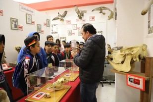 Estudiantes de UACJ inspiran a 48 niños en situación vulnerable