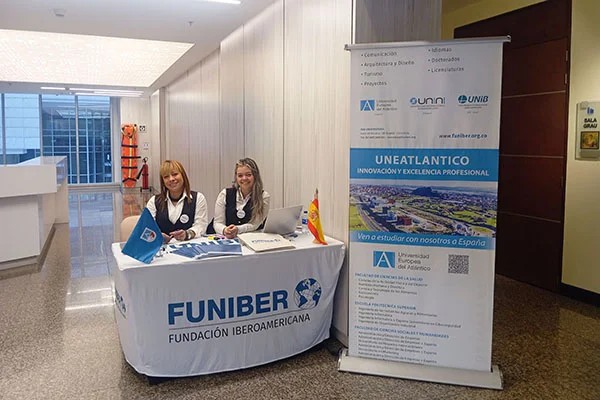 FUNIBER Colombia presenta su programa de becas 2025 en sesión informativa