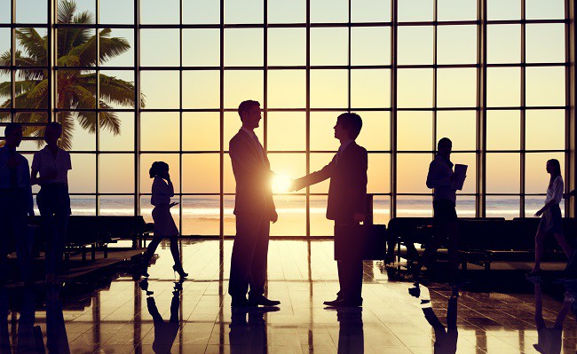 STMicroelectronics adquiere la unidad de sensores MEMS de NXP por $900 millones