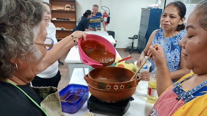 UACJ celebra a los pueblos originarios con cine, talleres y desfile