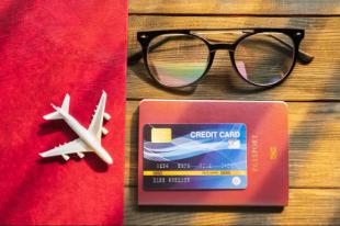 Las 6 Mejores Tarjetas para Viajar en 2025: Ahorra y Controla Tu Dinero Desde el Móvil