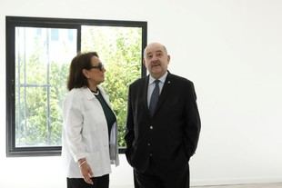 Tauber inspecciona la finalización del Hospital Escuela de Psicología