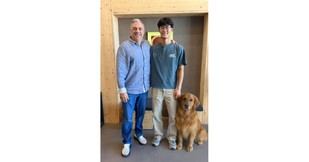 Familia de The Greene School dona $15,000 a refugio animal en honor a un maestro inspirador