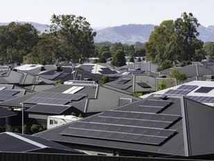 Australia se esfuerza por recuperar el tiempo perdido en la lucha contra el cambio climático