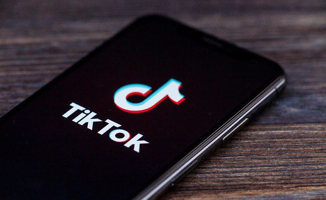 TikTok recibe multa de €530 millones por violar leyes de privacidad en la UE