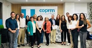 Estudiantes de la UCAM reciben premio del Colegio de Psicólogos