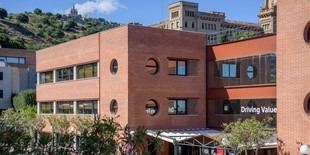 UIC Barcelona logra su primera inclusión en el QS World University Rankings 2027