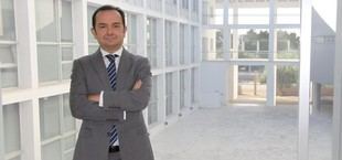 Adolfo Martín Jiménez de la UCA coordina una obra clave sobre tratados fiscales internacionales