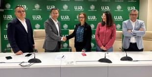 Convenio UJA y Desay SV permitirá prácticas en automoción eléctrica para estudiantes