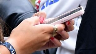 Uno de cada diez niños sufre ciberacoso y un tercio de los adolescentes enfrenta violencia digital en sus parejas