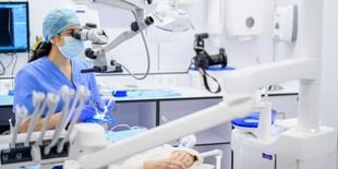 Estudio revela desconocimiento sobre la periimplantitis en pacientes tratados