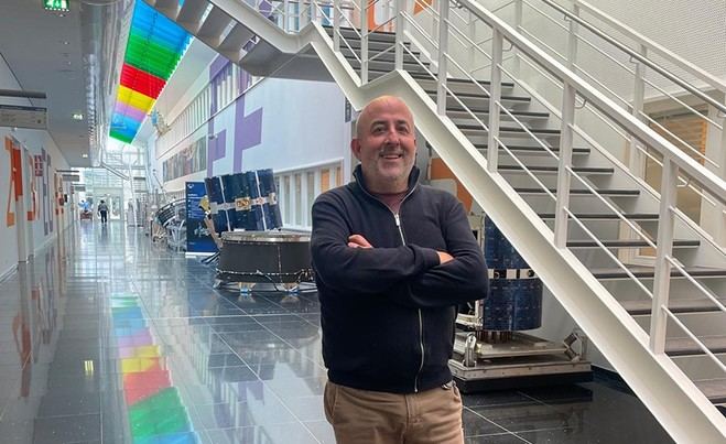 Investigador de la ESA explora mejoras en componentes espaciales en la UPNA