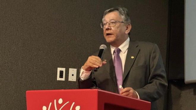 Jorge López Gallardo inspira a jóvenes en la ciencia desde Ciudad Juárez