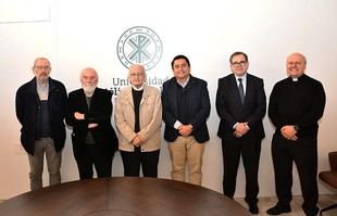 La UCV recibe un valioso fondo cultural con más de 6.400 obras de Bernat Beny