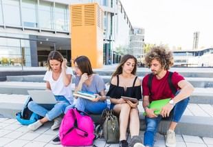 Más de 52.000 estudiantes ingresan al sistema universitario andaluz para el próximo curso académico