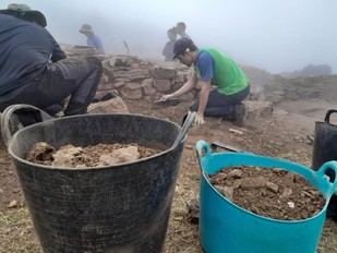 Nueva excavación arqueológica de la Universidad de Oviedo en el Camín Real de La Mesa