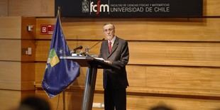 Universidad de Chile reconoce a Víctor Pérez como Profesor Emérito