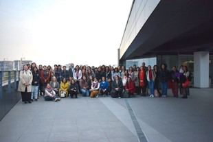 Universidad de Chile presenta programa de mentorías para mujeres de postgrado