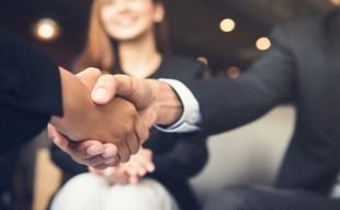 Verizon y GE Vernova impulsan redes digitales para empresas de servicios públicos