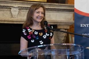 Vicecanciller de Cambridge refuerza alianzas de innovación en Francia