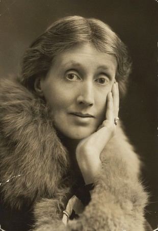 Virginia Woolf: homenaje a una pionera de la literatura moderna