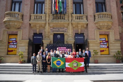 Delegación brasileña visita la Universidad de Córdoba para explorar colaboraciones educativas