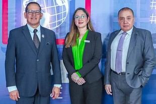 Entrevista de FUNIBER Paraguay en la radio de la Universidad Privada del Este