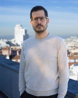 Regresa Leer conCiencia con José Luis Sastre y su nueva novela