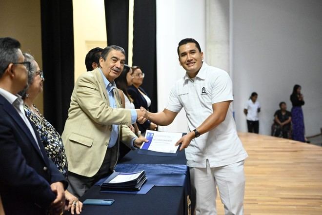 UASLP celebra la graduación de nuevos profesionales en salud e ingeniería