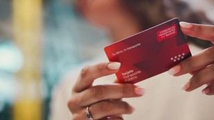 La Comunidad de Madrid prorroga bonificaciones en transporte público hasta 2026