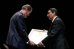 UASLP otorga Doctorado Honoris Causa a Cristina Rivera y Juan Villoro