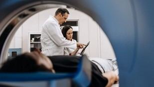 Estudio revela la percepción de los pacientes sobre la inteligencia artificial en medicina